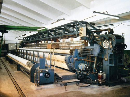 Bottom mesh weaving process-Sweden imported 15.0M wide-width heavy loom